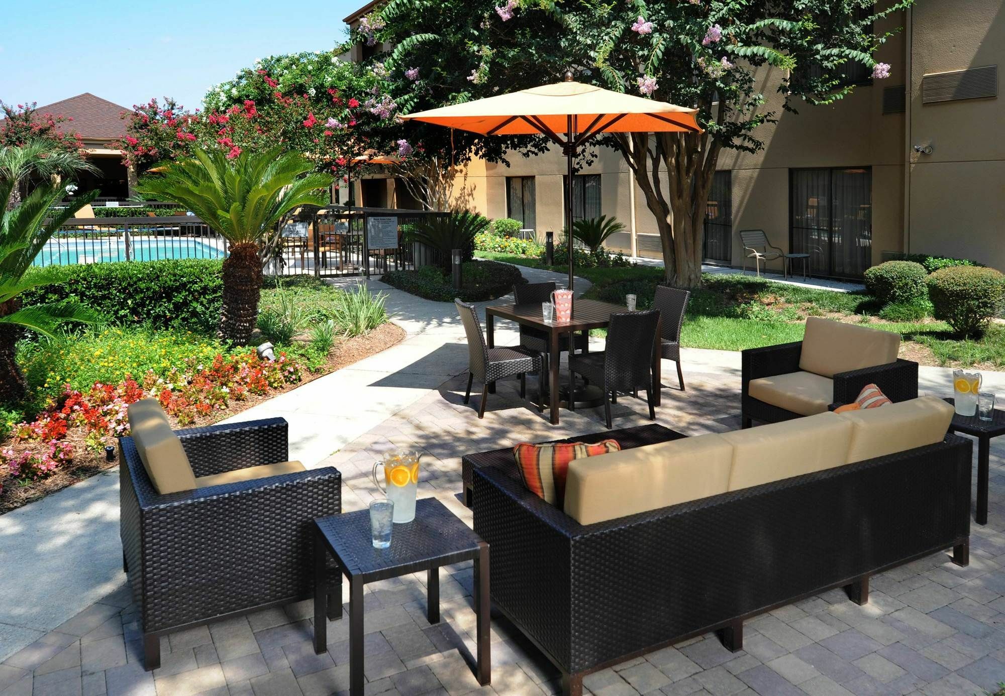 מלון Courtyard By Marriott Houston Hobby Airport מראה חיצוני תמונה
